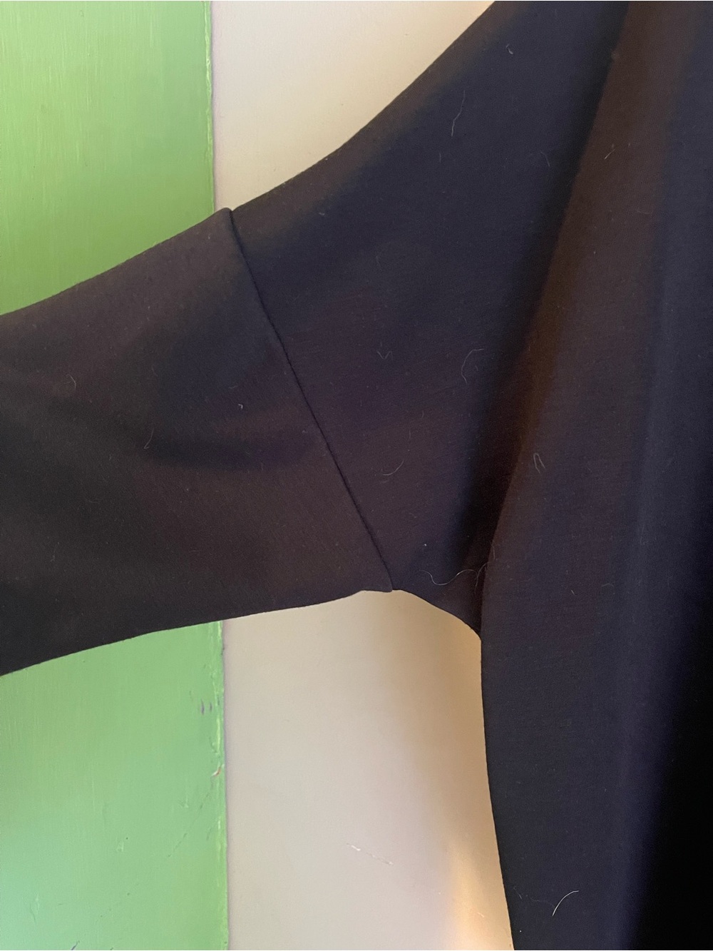 Cable & Gauge Studio Black Modal Stretch V Neck Dolman Sleeve Top 1X 2X - Picture 3 of 5